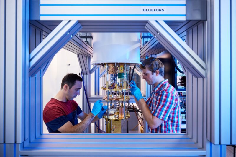 Silicon Quantum Computing is building the first commercial quantum computer platform capable of hosting millions of qubits in a single system with scalable cooling