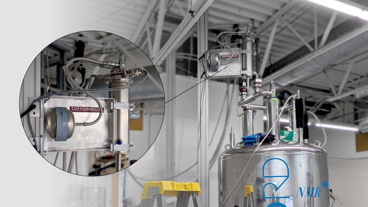 HeRL01-RM installed on an NMR magnet.